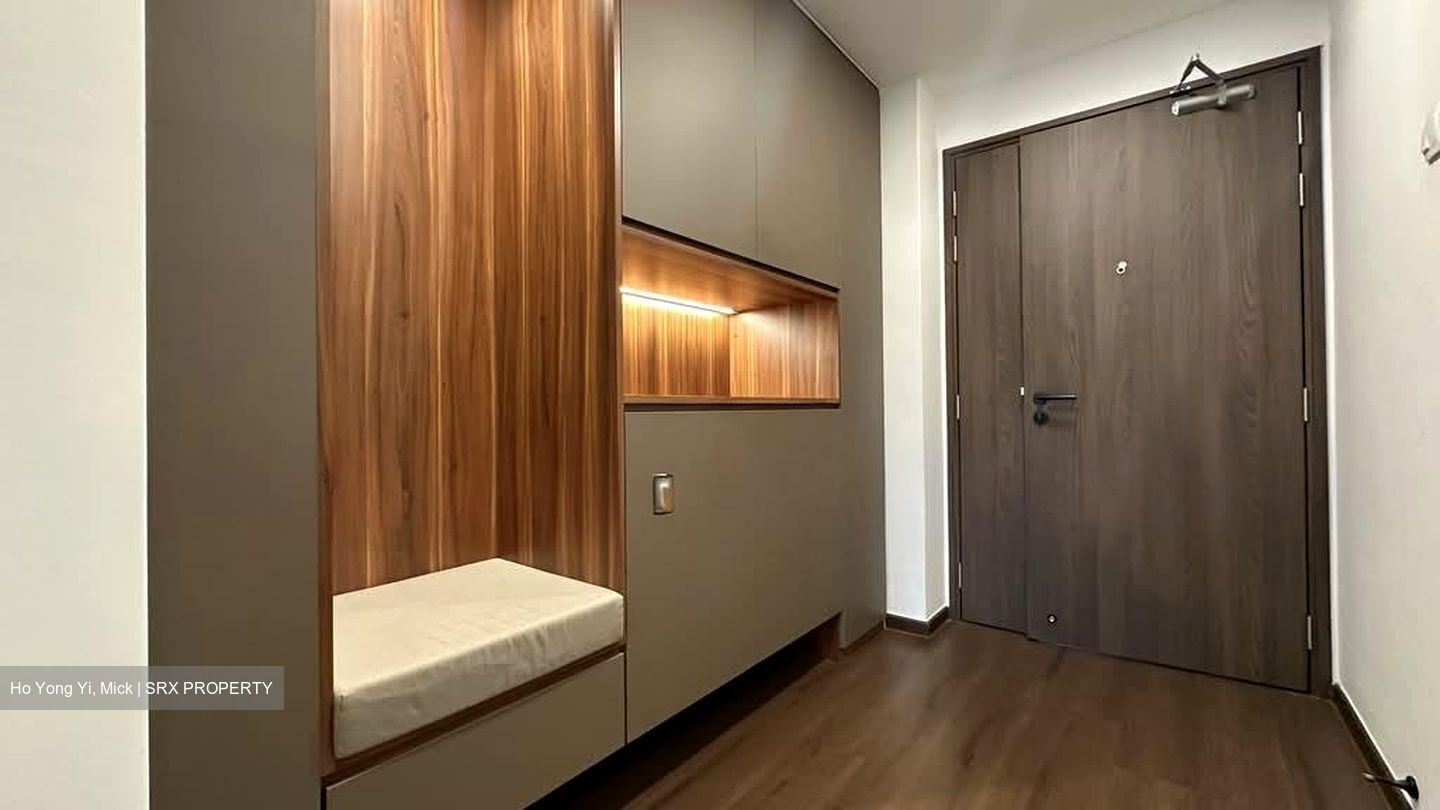 Castle Green (D26), Condominium #578634081